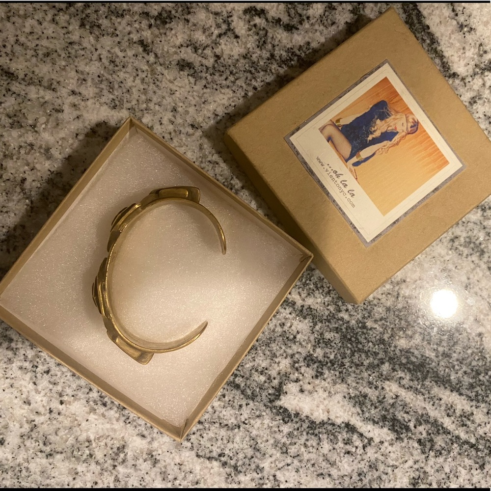 Bangle - Picture 2 of 2